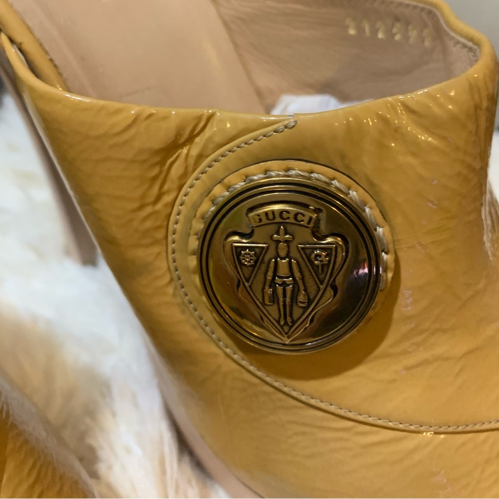 Gucci Hysteria clog sandal…UEC retail $698.00 - Picture 4 of 6